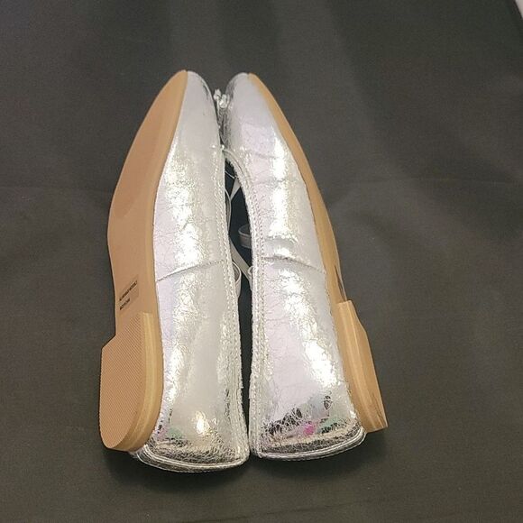 BRAND NEW REPORT TAELOR CRISSCROSS STRAP BOWNOT WOMEN'S FLAT SHOE - Picture 13 of 16